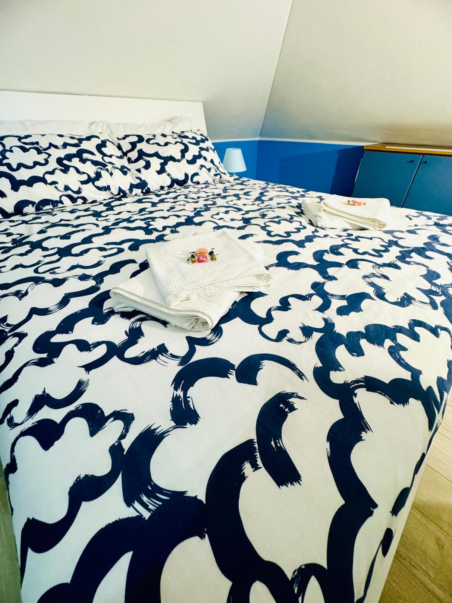 Sky Loft Apartment Alba  Ngoại thất bức ảnh